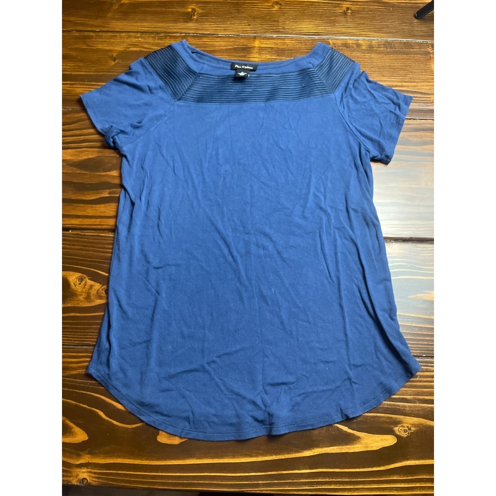 Nue Options Shirt Women's Size Medium Navy Blue Short Sleeve Boat Neck Tee